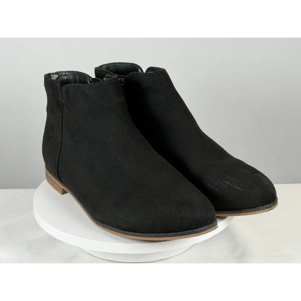 Cat & Jack Black Faux Suede Side Zip Ankle Bootie Kids Youth Size‎ 5